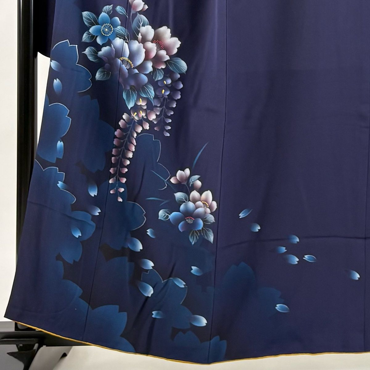 振袖 身丈159.5 cm 裄丈65.5 M 袷 鈴乃屋 草花 藤 青紫 正絹 秀品