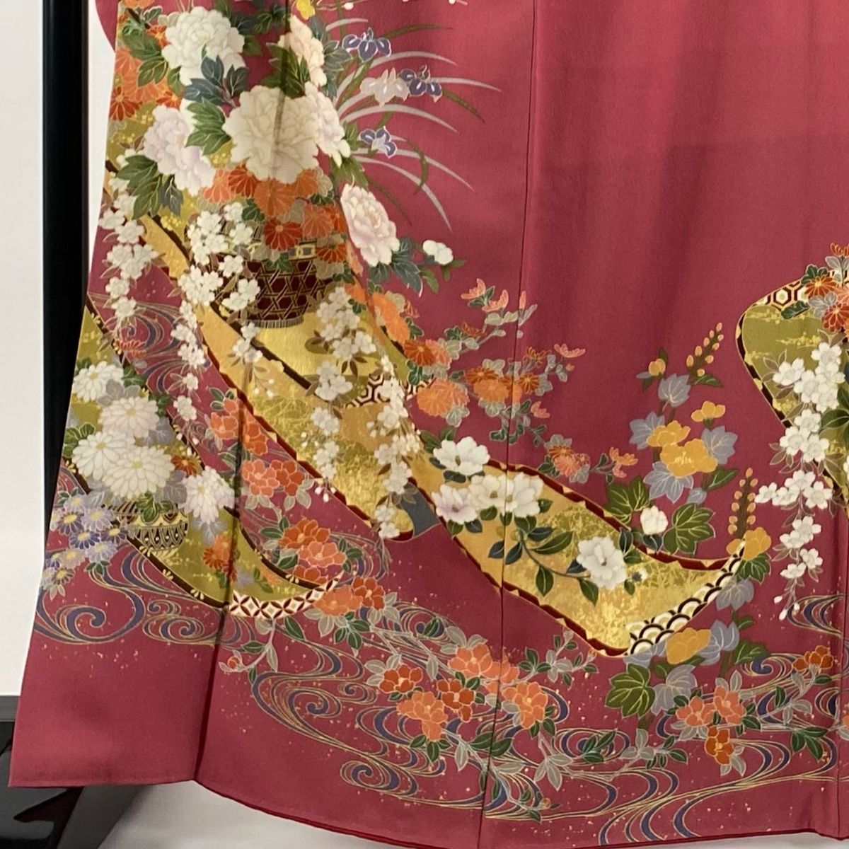 振袖 身丈165 cm 裄丈65 5 M 袷 花籠 流水 金彩 ピンク 正絹 秀品