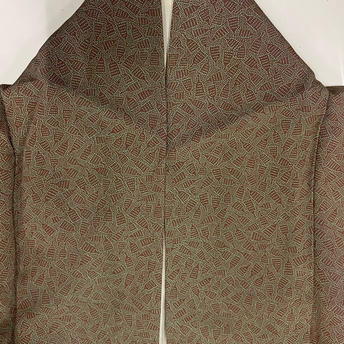  小紋 身丈155 5 cm 裄丈65 M 袷 幾何学 小豆色 正絹 秀品 小紋 着物