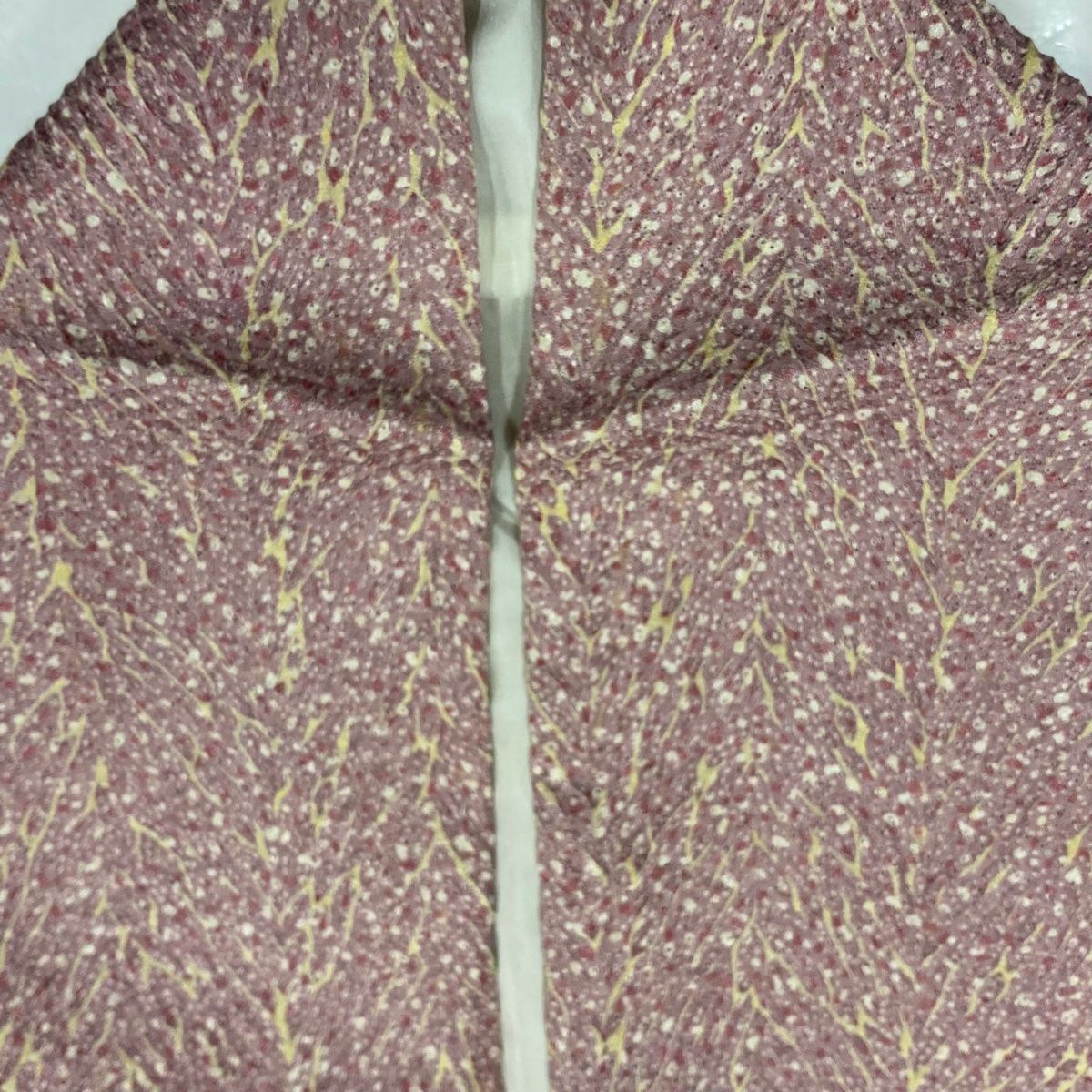  小紋 身丈161 cm 裄丈63.5 S 袷 幾何学 絞り ピンク 正絹 秀品 小紋 着物