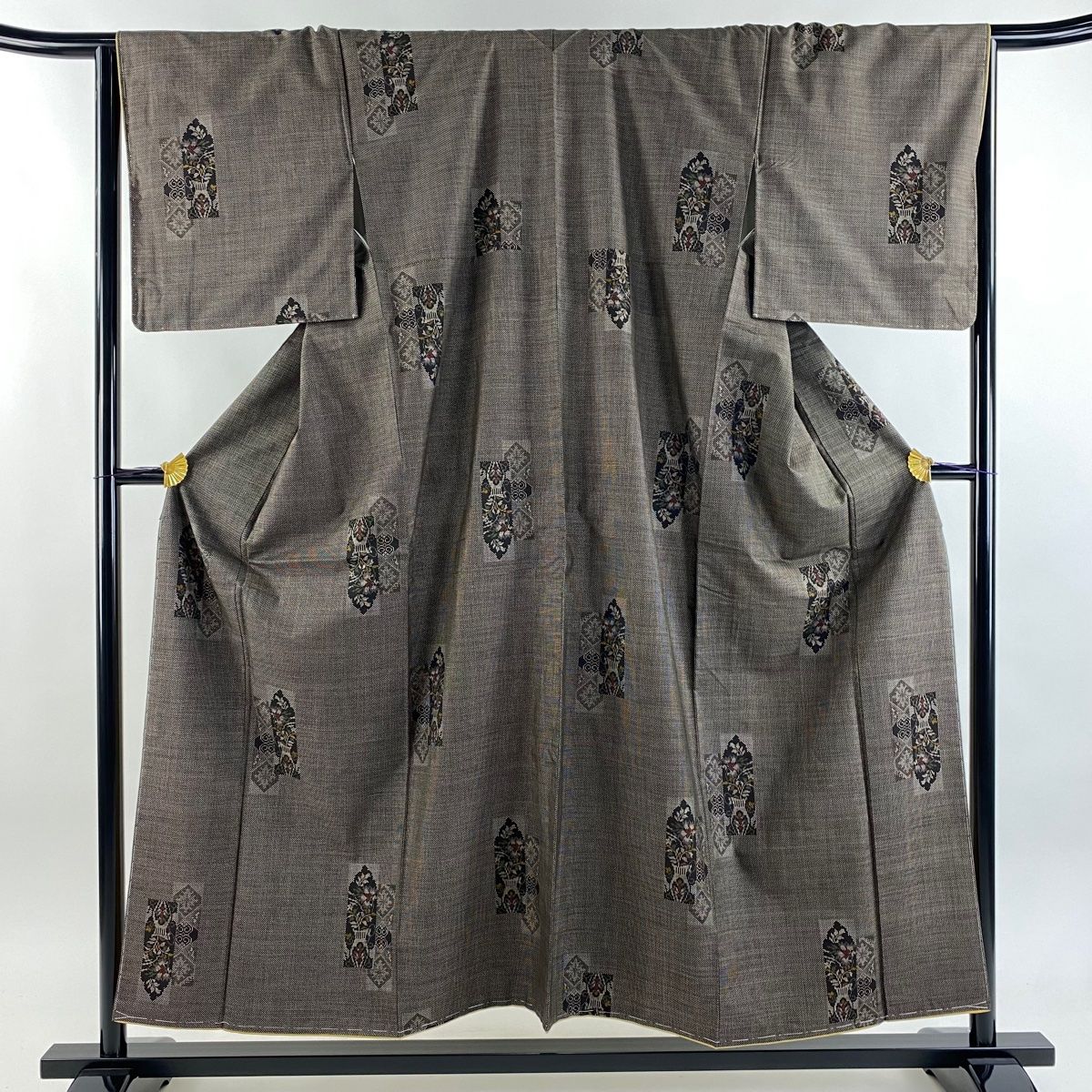 大島紬 身丈154 cm 裄丈65 5 M 袷 純泥染 証紙 短冊 花器 焦茶色 正絹 秀品