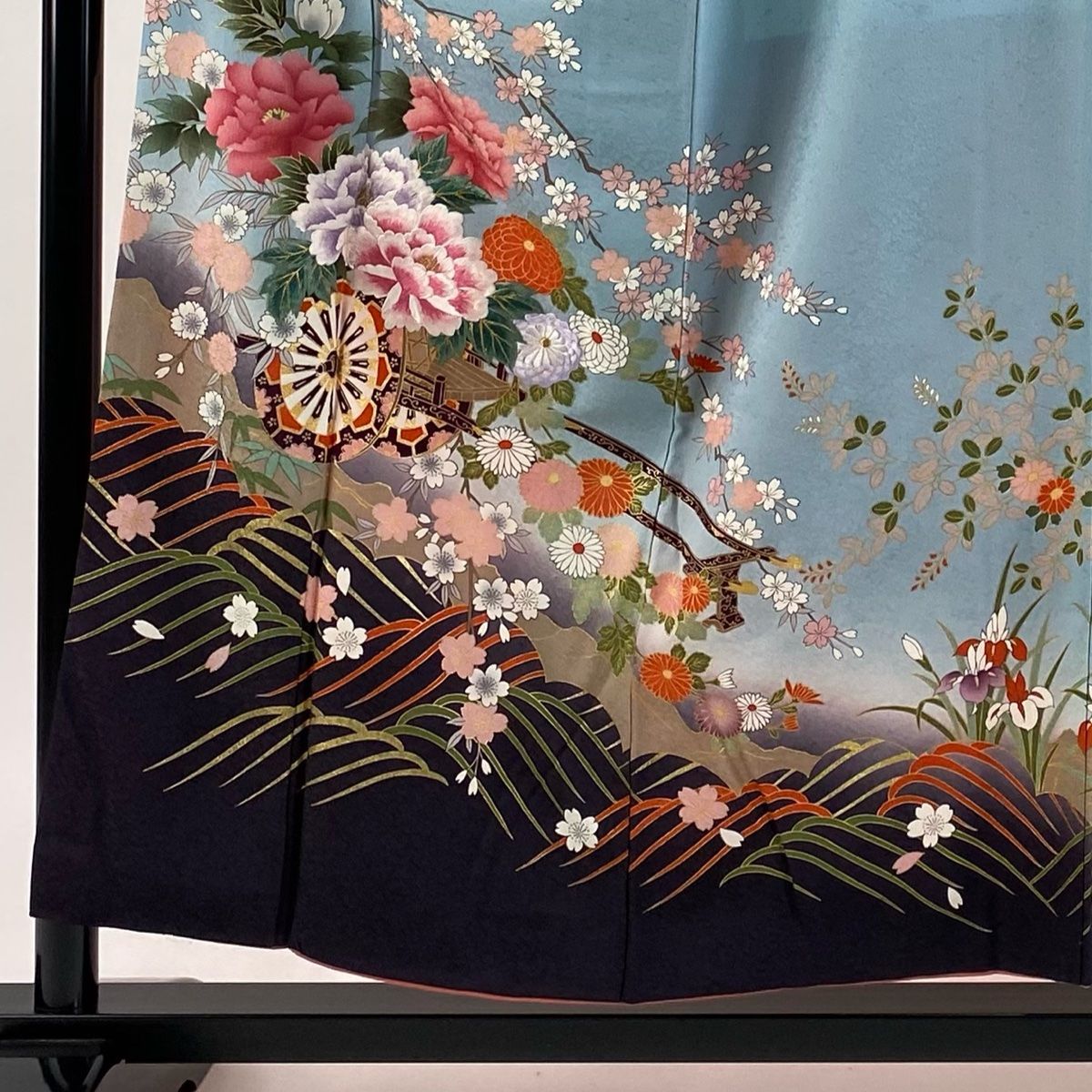 振袖 身丈155cm 裄丈64cm M 袷 御所車 牡丹 刺繍 金彩 水色 正絹 秀品