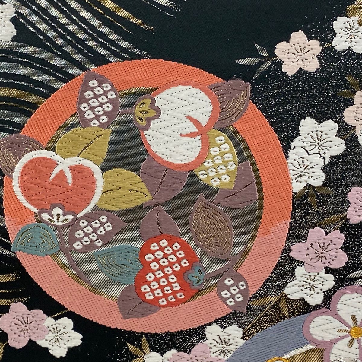 袋帯 秀品 振袖向き 蝶 桜 箔 金銀糸 黒 六通 正絹