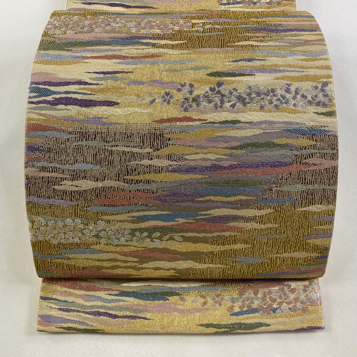 袋帯 秀品 霞 桜 箔 ベージュ 六通 正絹