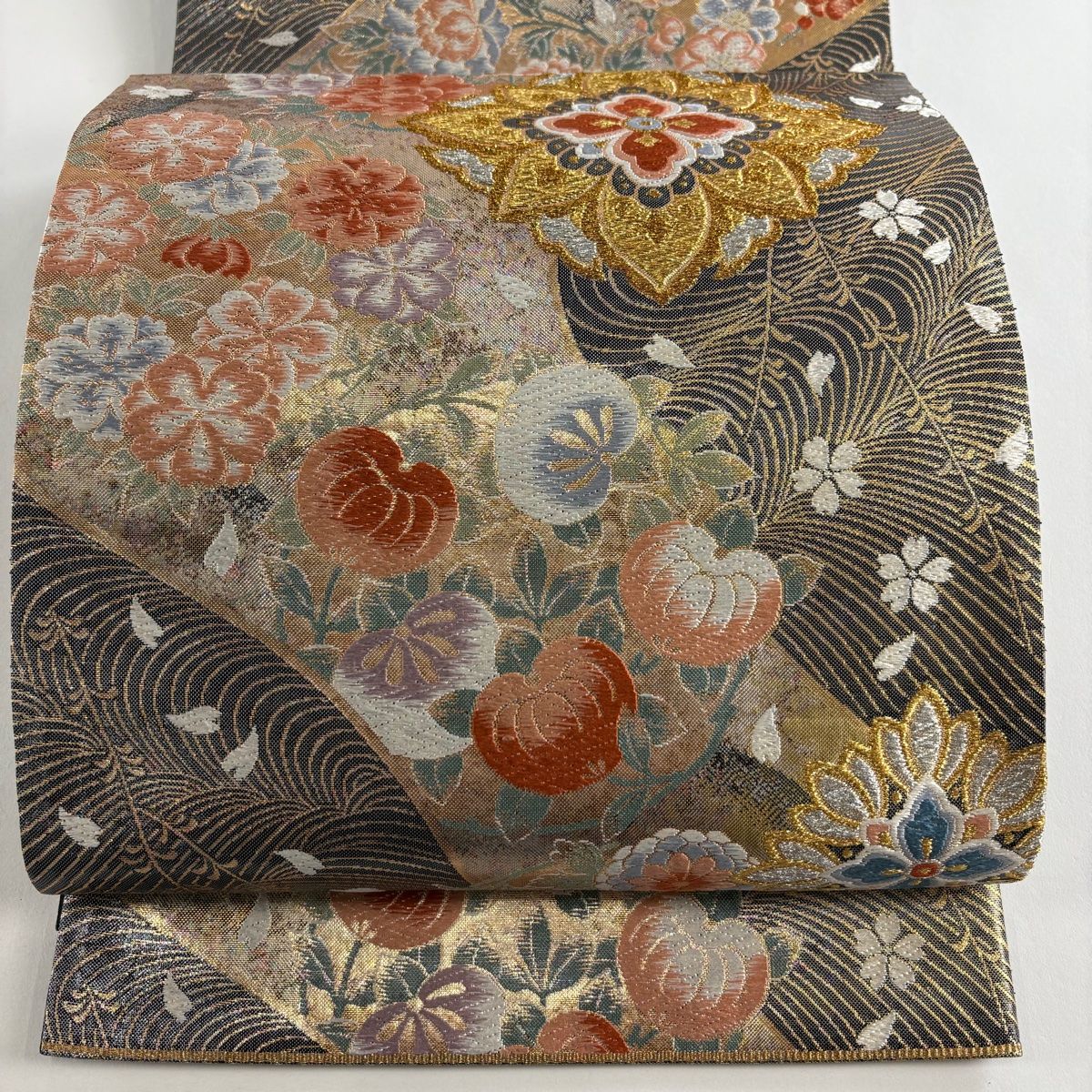 袋帯 秀品 華文 草花 金銀糸 箔 金色 六通 正絹