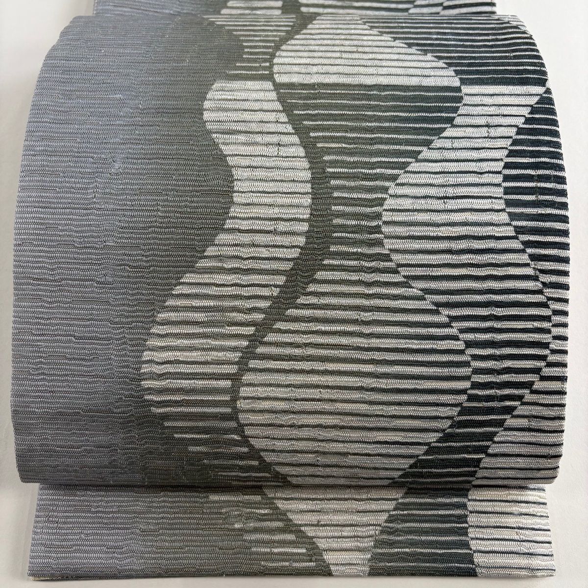 袋帯 秀品 証紙 よろけ縞 縞 金銀糸 灰色 全通 正絹