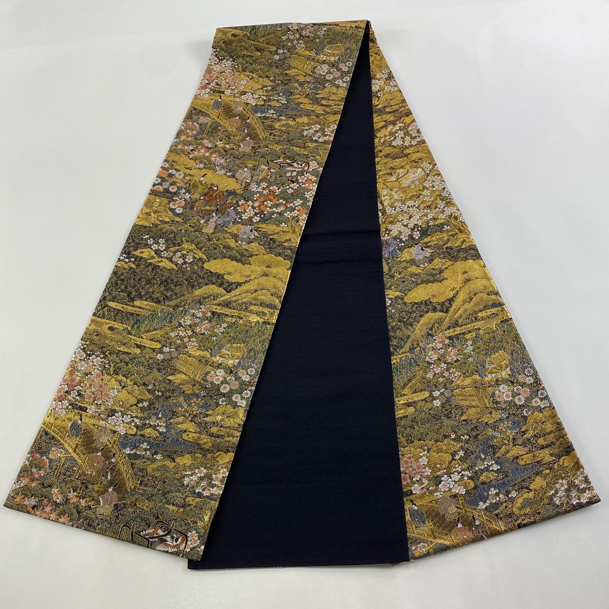  袋帯 秀品 人物 御所車 箔 金糸 黒 六通 正絹 袋帯 帯