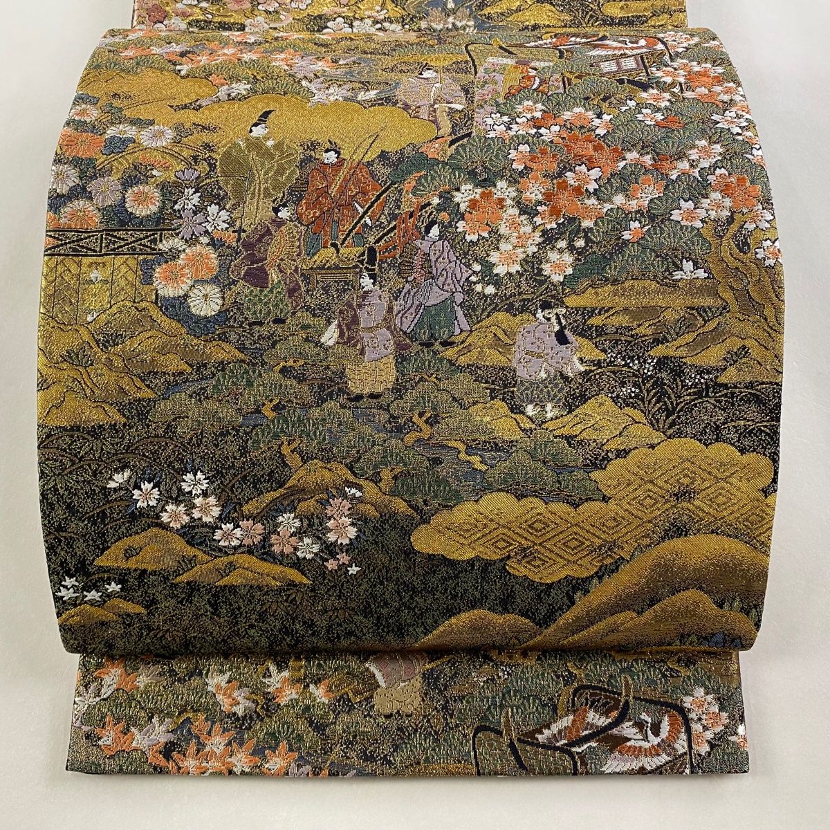 袋帯 秀品 人物 御所車 箔 金糸 黒 六通 正絹