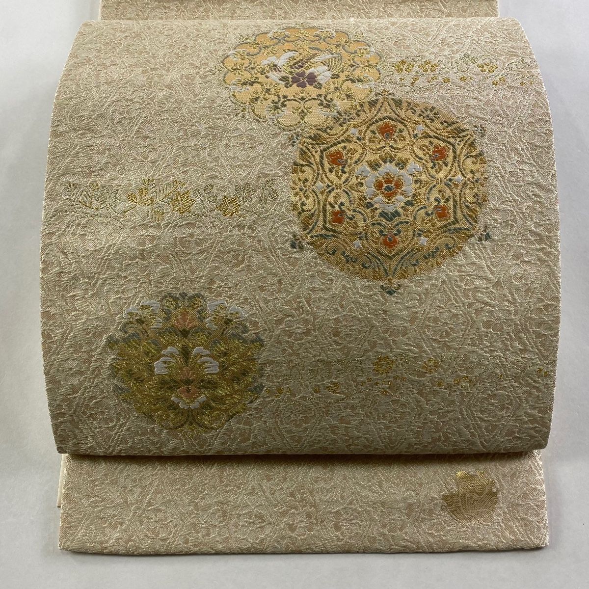 袋帯 秀品 華文 鳥 金糸 箔 ベージュ お太鼓柄 正絹
