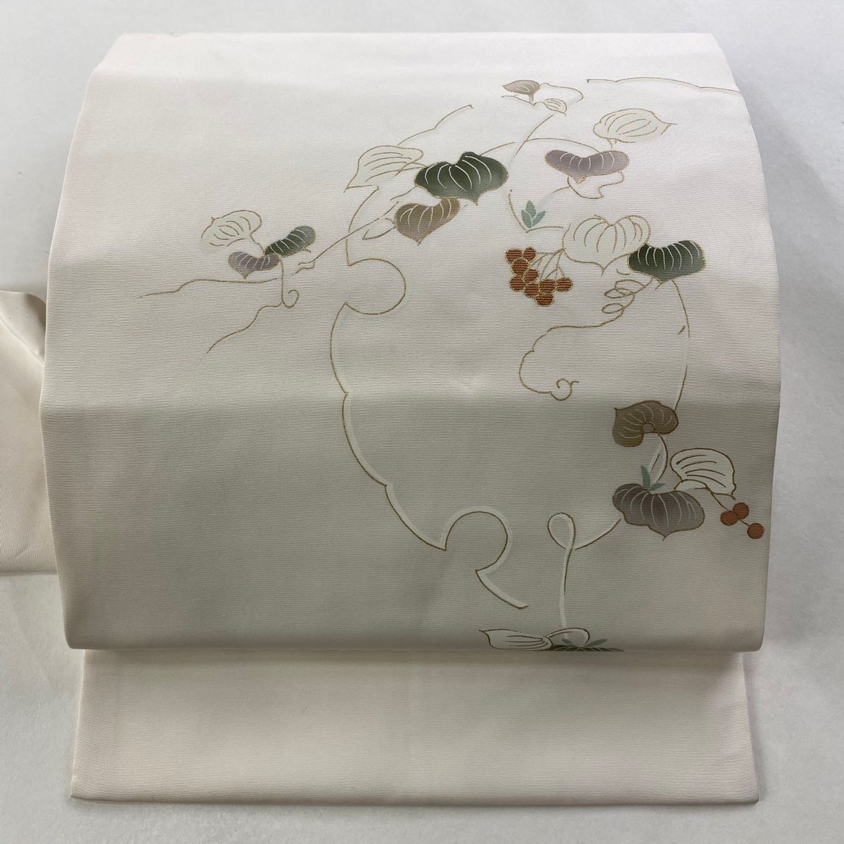 名古屋帯 秀品 葉と実 雪輪 金彩 クリーム 正絹