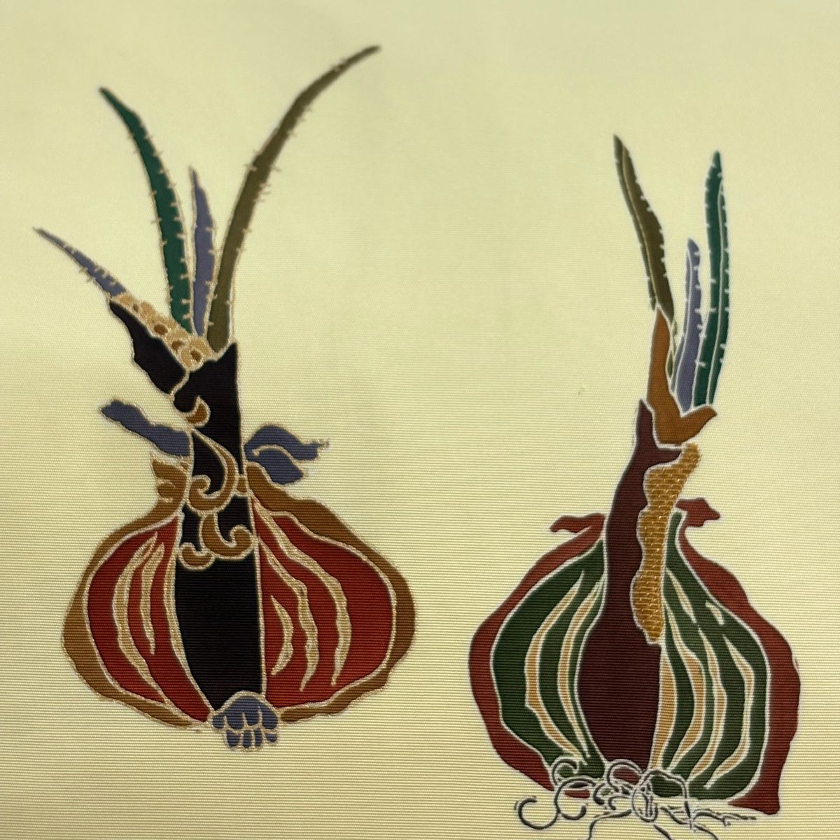 名古屋帯 秀品 玉ねぎ 金彩 薄黄 正絹