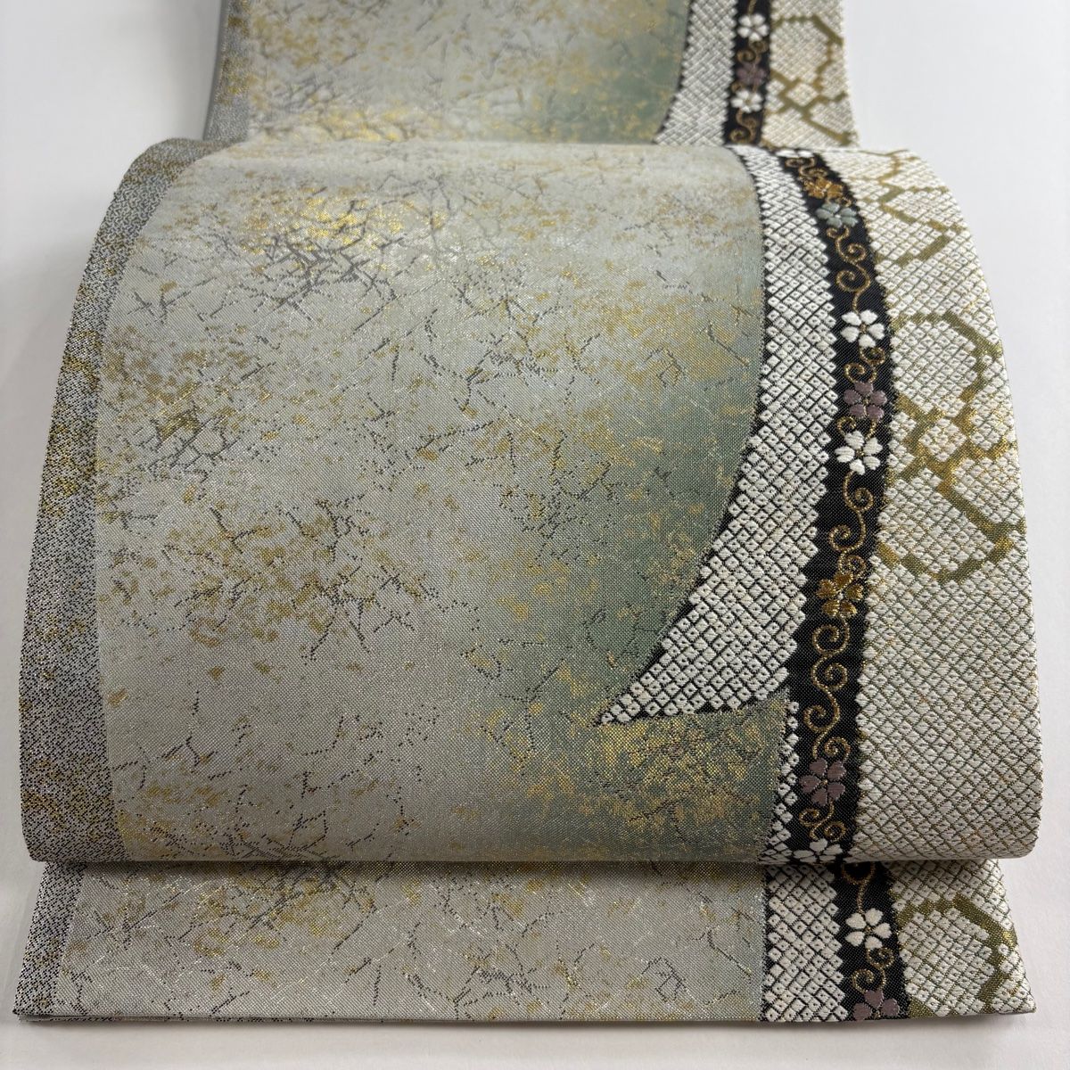 美品】 袋帯 秀品 花唐草 熨斗 金糸 箔 銀色 六通 正絹 【中古