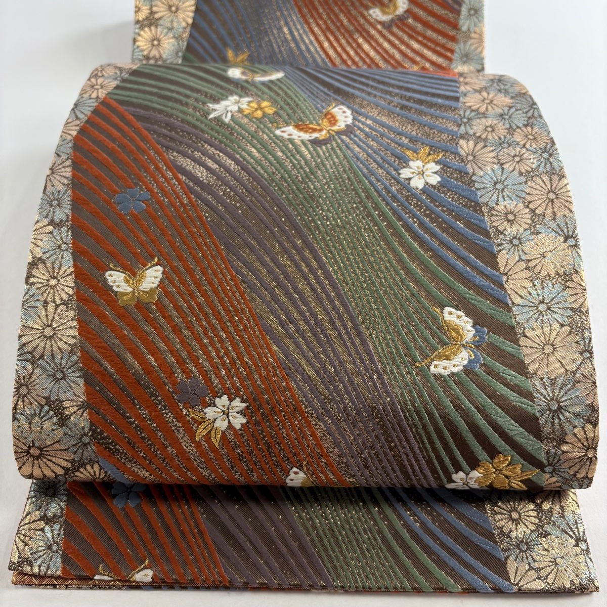 袋帯 秀品 蝶 菊 金糸 箔 茶紫 六通 正絹
