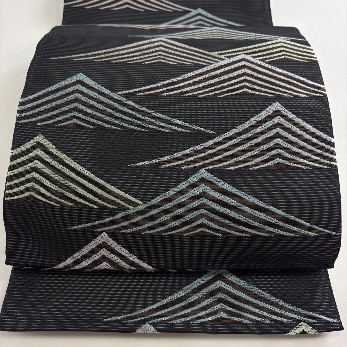 袋帯 秀品 夏帯 絽 波 唐織 黒 六通 正絹