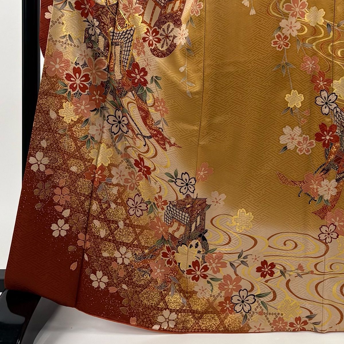 振袖 身丈166 5 cm 裄丈67 L 袷 鈴乃屋 御所車 桜 金糸 金彩 黄土色 正絹 秀品