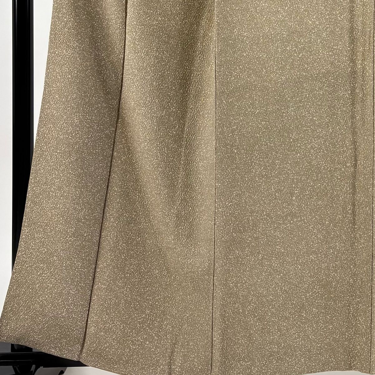 小紋 身丈160 cm 裄丈63 S 袷 落款 幾何学模様 地紋 薄茶色 正絹 秀品