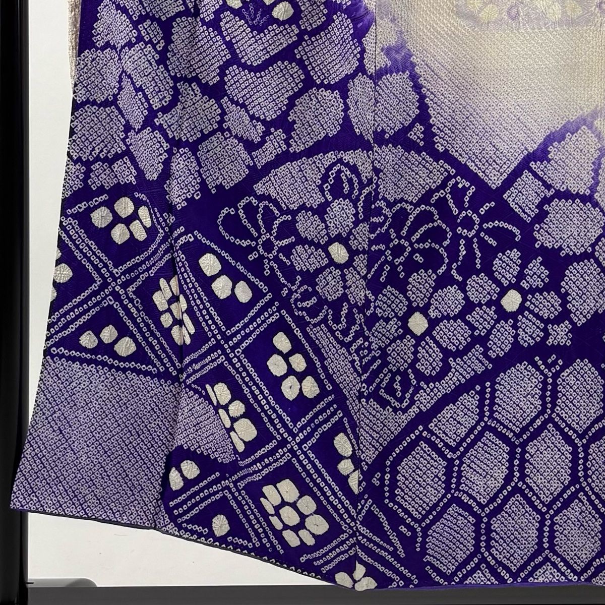 振袖 身丈151 cm 裄丈64 M 袷 花 幾何学模様 総絞り 紫 正絹 秀品