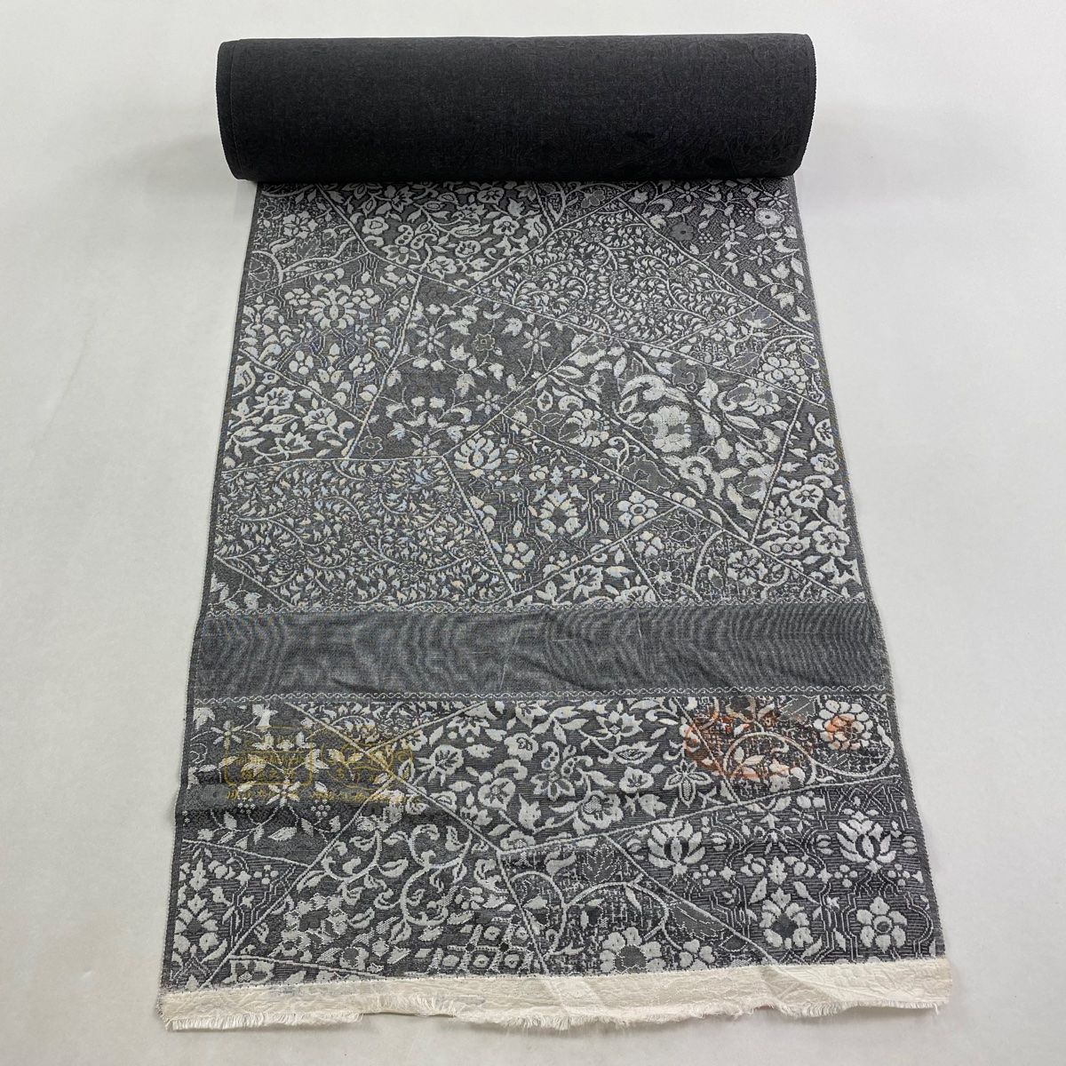 反物 小紋 草花 紋意匠 灰色 正絹