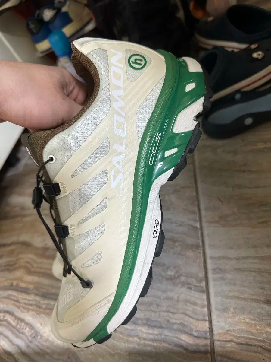  290 サロモン hedn NY XT 4 バニラ 登山靴 トレッキングシューズ アウトドアシューズ