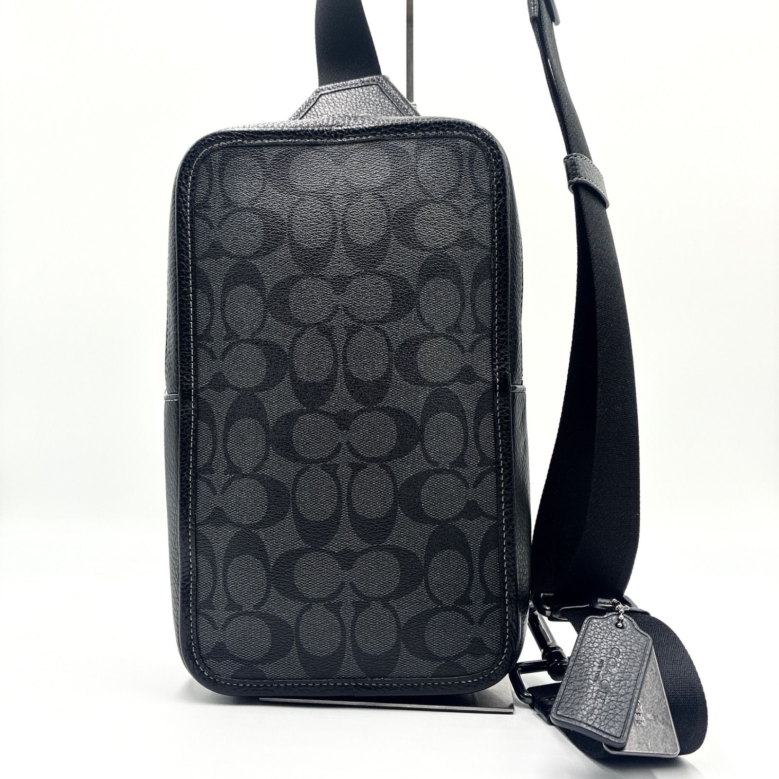 COACH コーチ サリバン シグネチャー ボディバッグ ショルダーバッグ ウエストバッグ PVC チャーム 左右付替 黒 ブラック