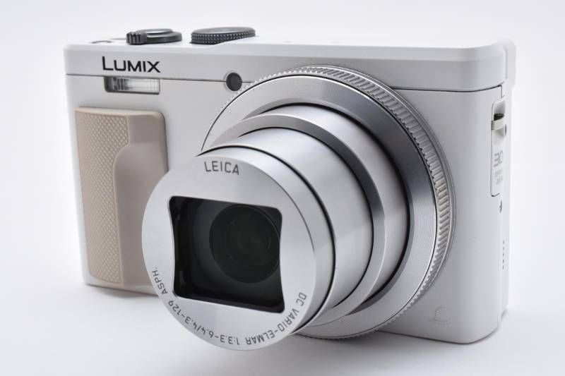 コンパクトデジタルカメラ