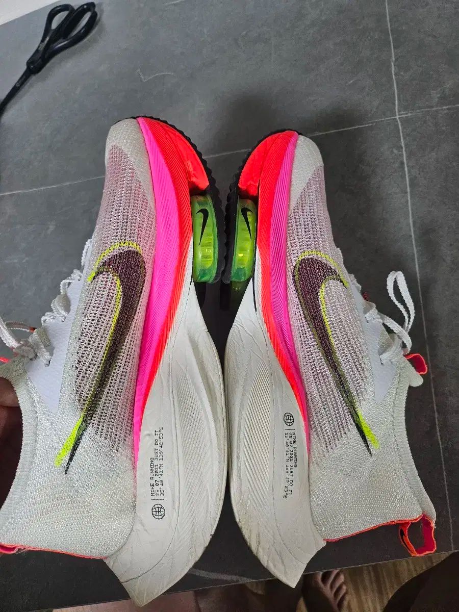 ナイキ エア ズーム アルファフライ ネクスト% フライニット 275 ランニングシューズ