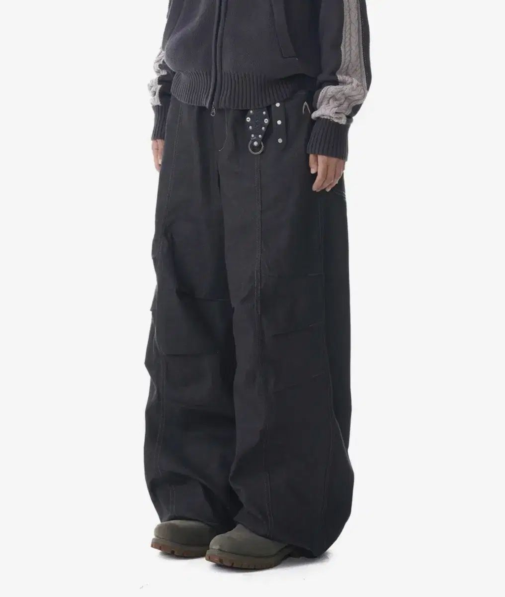 アッカム 98 プリント ニ ピンタック デニム パンツ