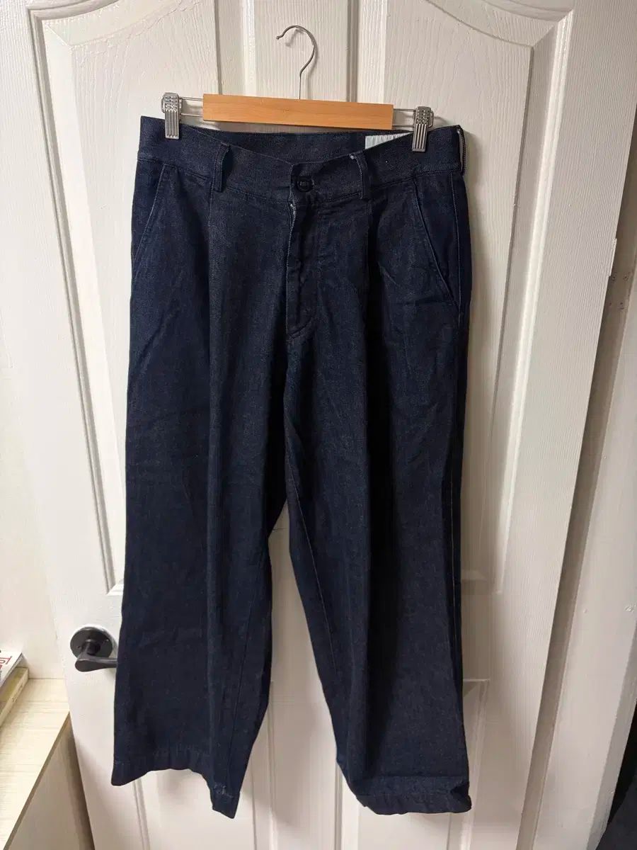 M Years ago Y-959 岡山 ワンタック ワイド チノパンツ