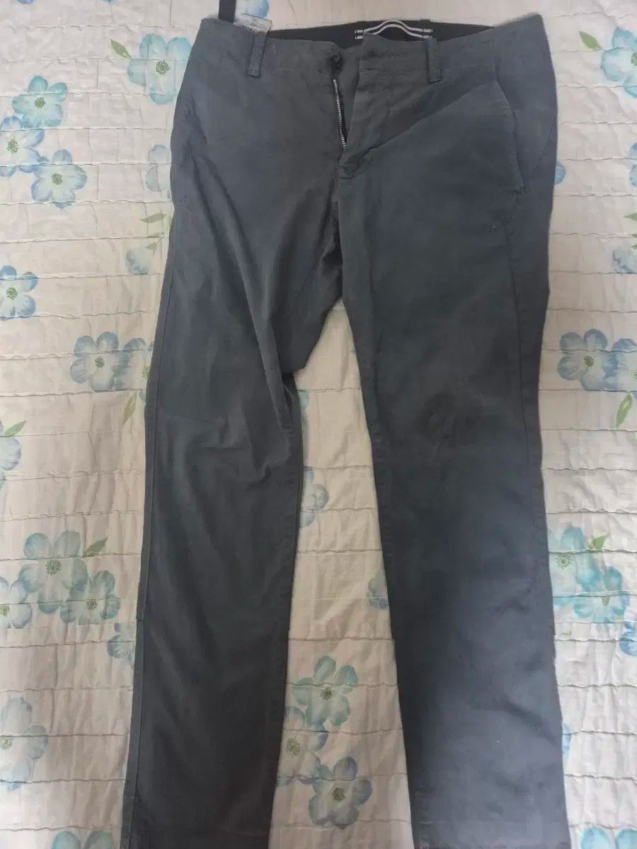 STONE ISLAND ストーンアイランド パンツ