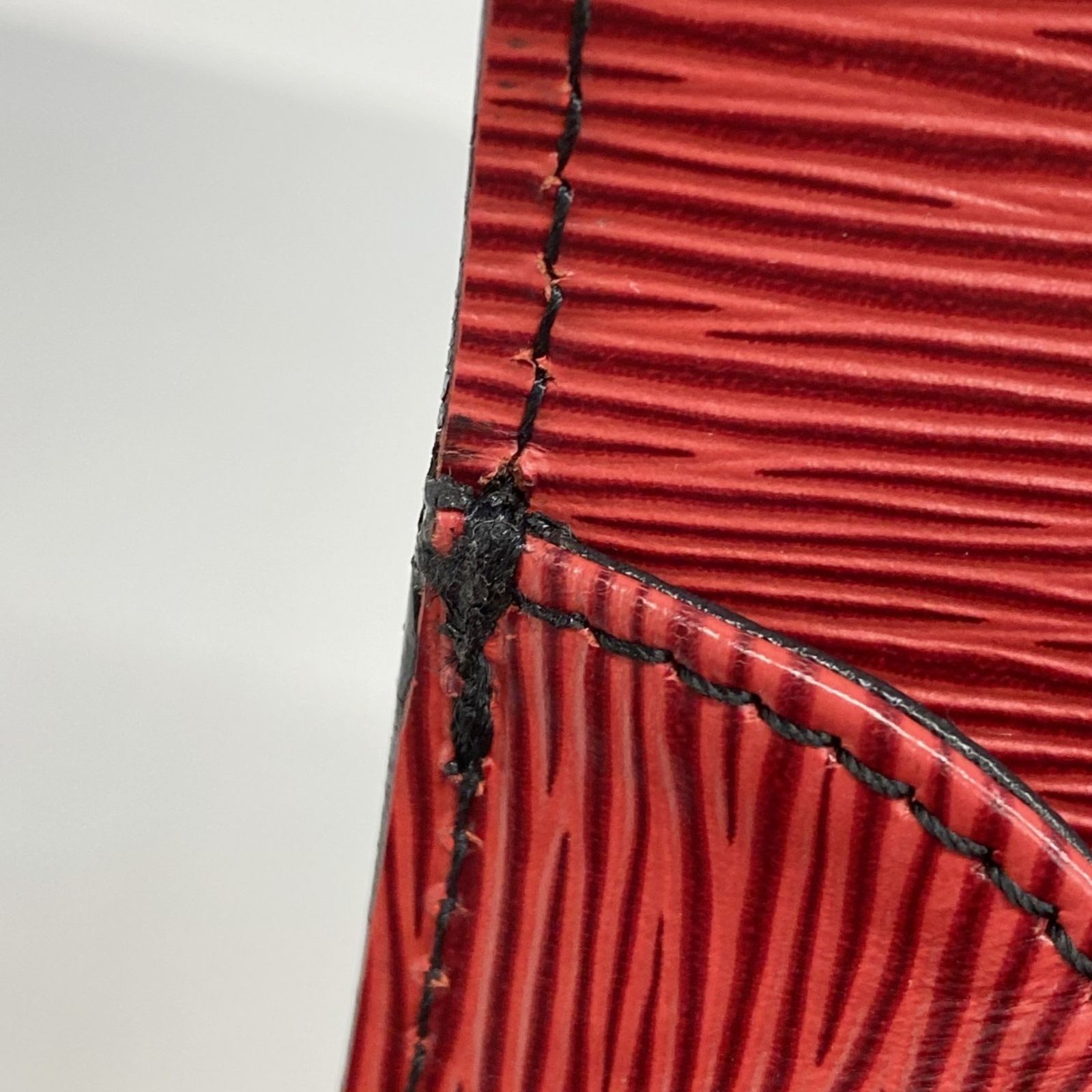 カスティリアンレッドレディース