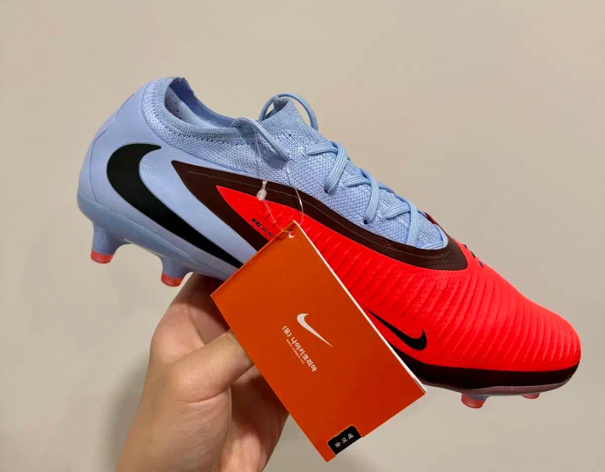 270 US 9 NIKE サッカーシューズ FANTOM 6 PRO LOW クリムゾン AG