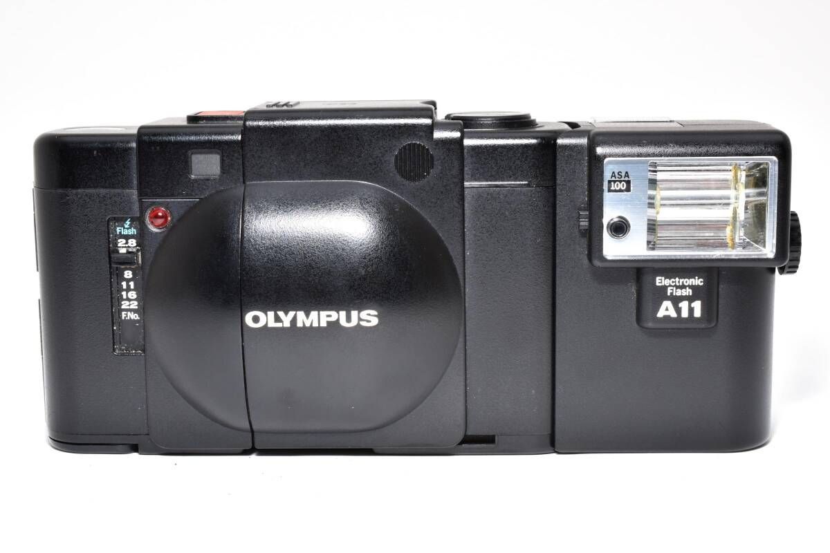 A11 コンパクトフィルムカメラ