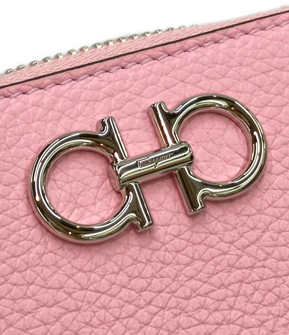 サルヴァトーレフェラガモ