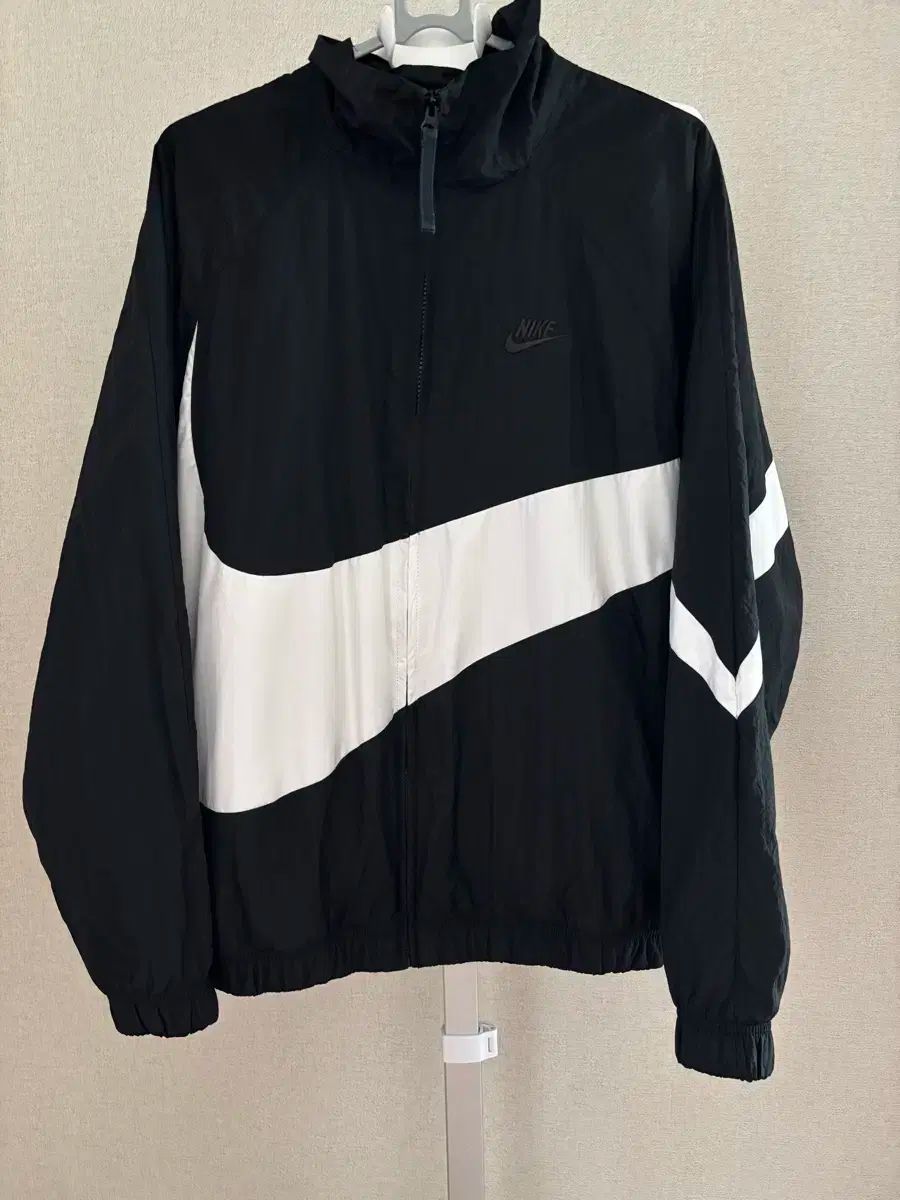 NIKE ナイキ F.C. AWF ナイロン ジャケット AR8553-010 黒 S