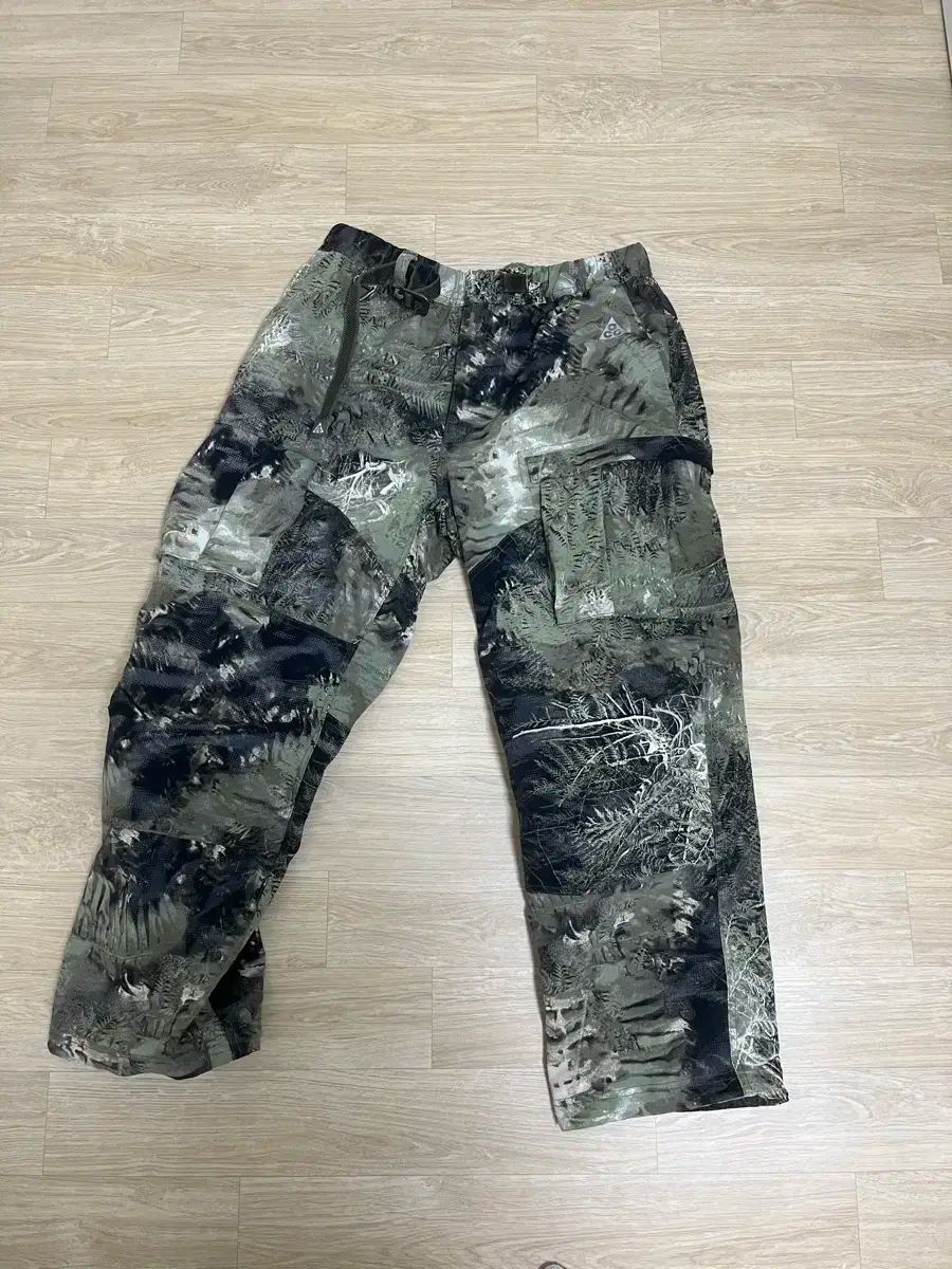 ナイキ ACG スミス サミット カーゴ パンツ オイル グリーン アジア