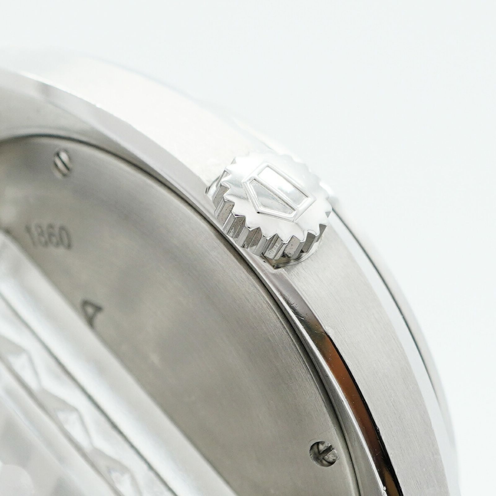 シルバー文字盤腕時計