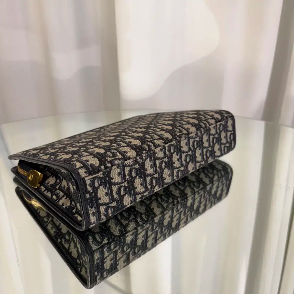 ディオール オブリーク