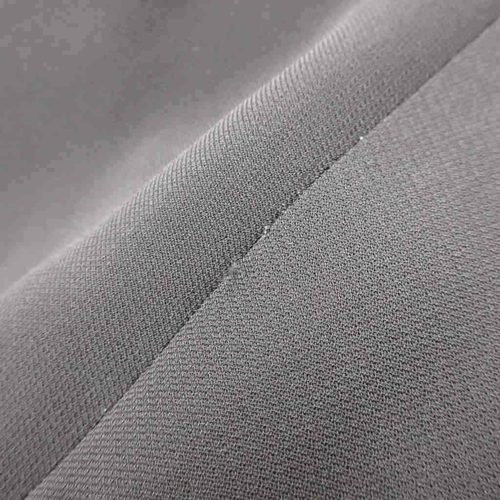 フリルスリーブ