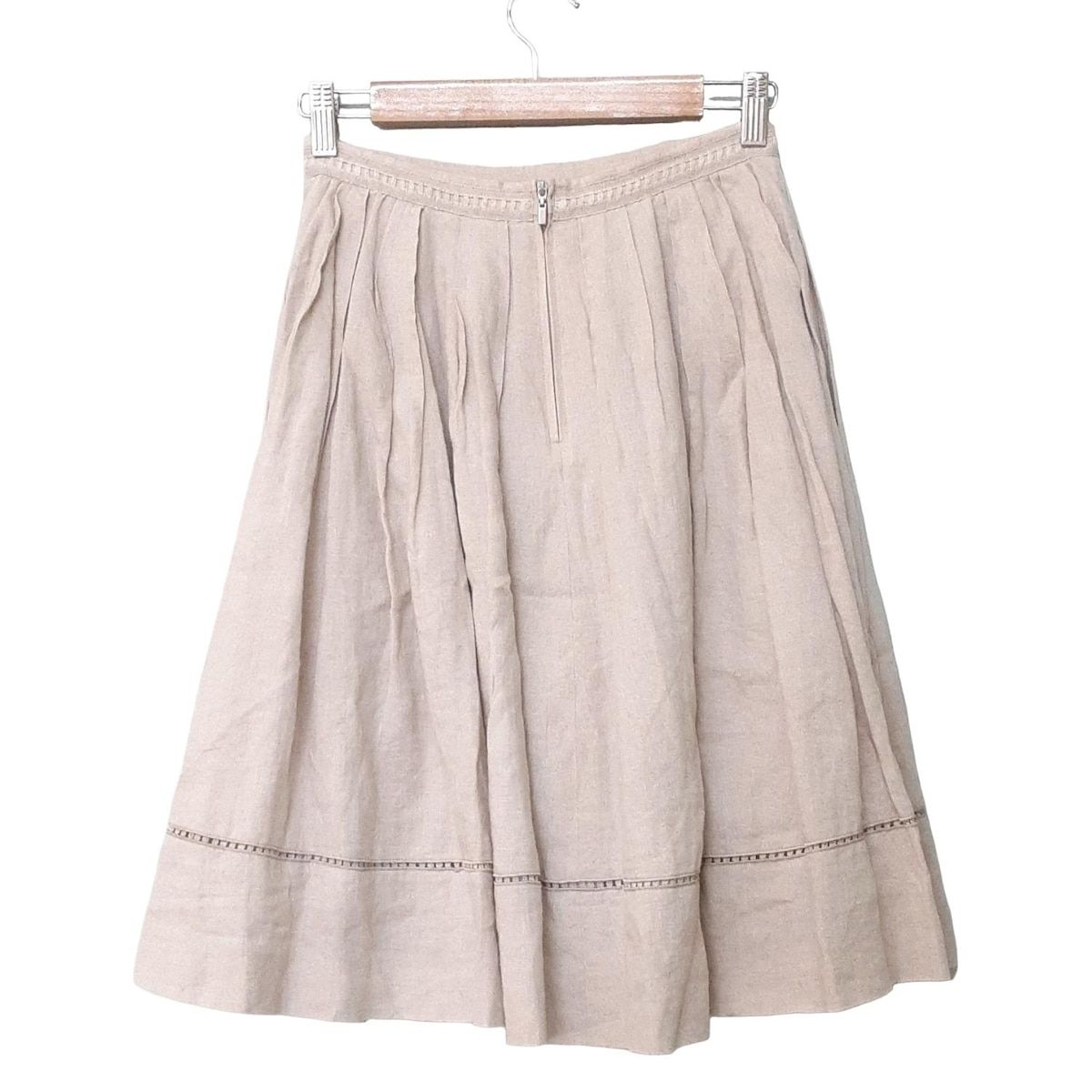 新品未使用　Foxey　スカート　38　近年モデル　39068　ベージュ FOXEY(フォクシー) スカート サイズ38 M レディース - 35575 ベージュ