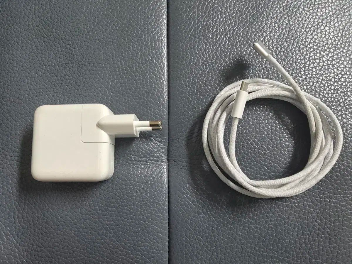 マックブック M2 M3 充電器 30w MagSafe マグセーフ 3 ケーブル