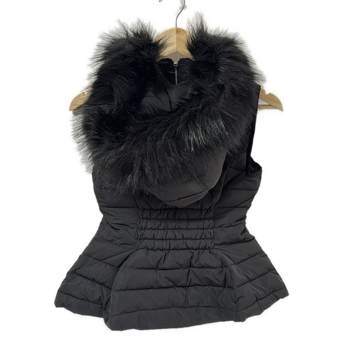 Rady レディ ベスト サイズS レディース 黒 フェイクファー 中綿