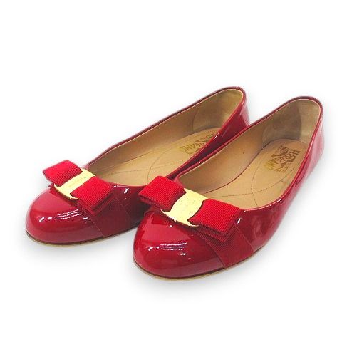 サルヴァトーレフェラガモ Salvatore Ferragamo ヴァラ パンプス フラット 8 D レッド 赤 エナメル イタリア製