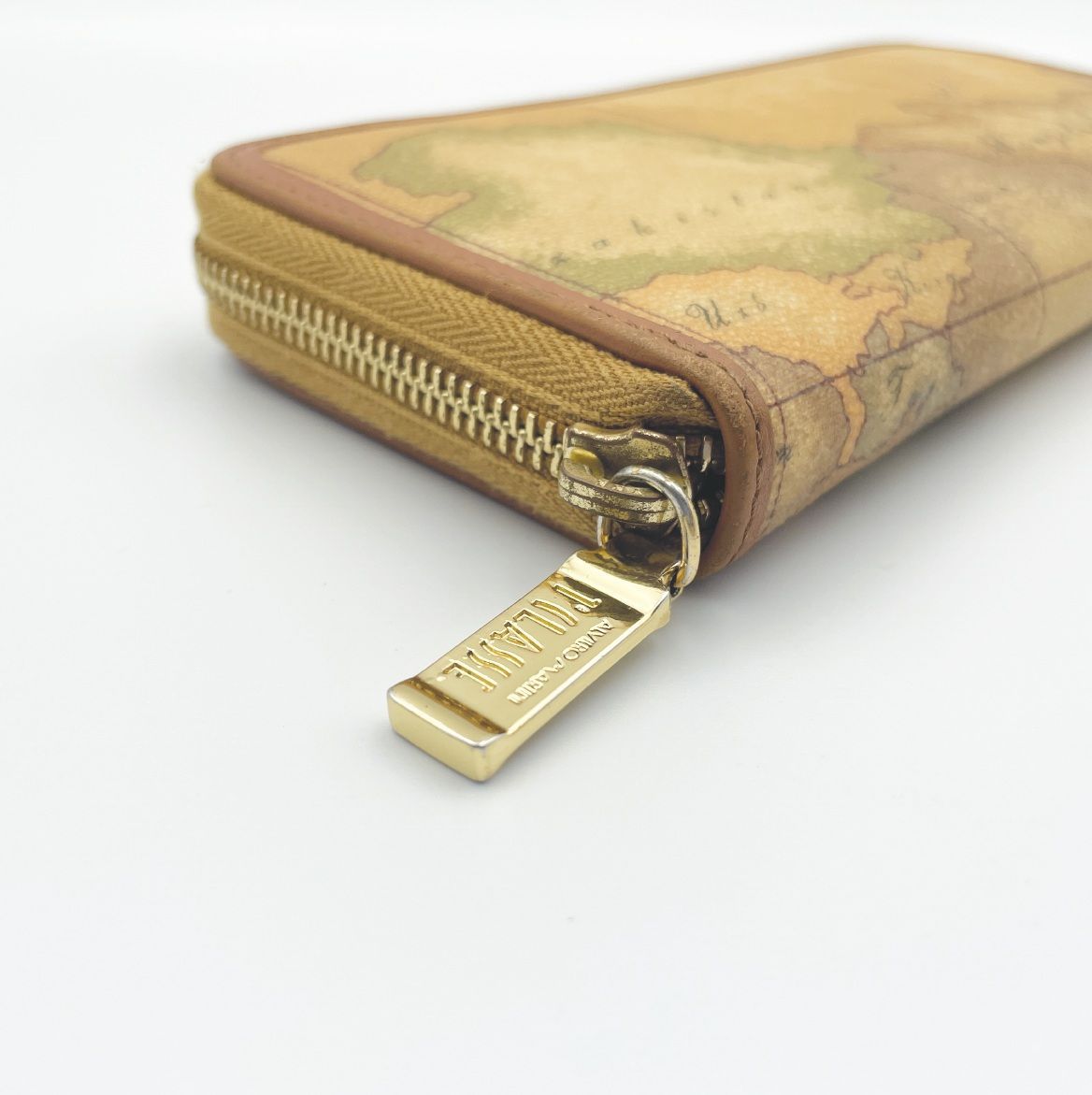 ✱PRIMA CLASSE（プリマクラッセ）✱ 地図柄 ラウンドファスナー 長