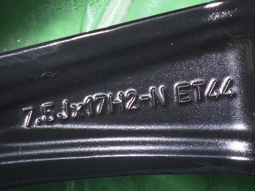 ピレリ アイスゼロ