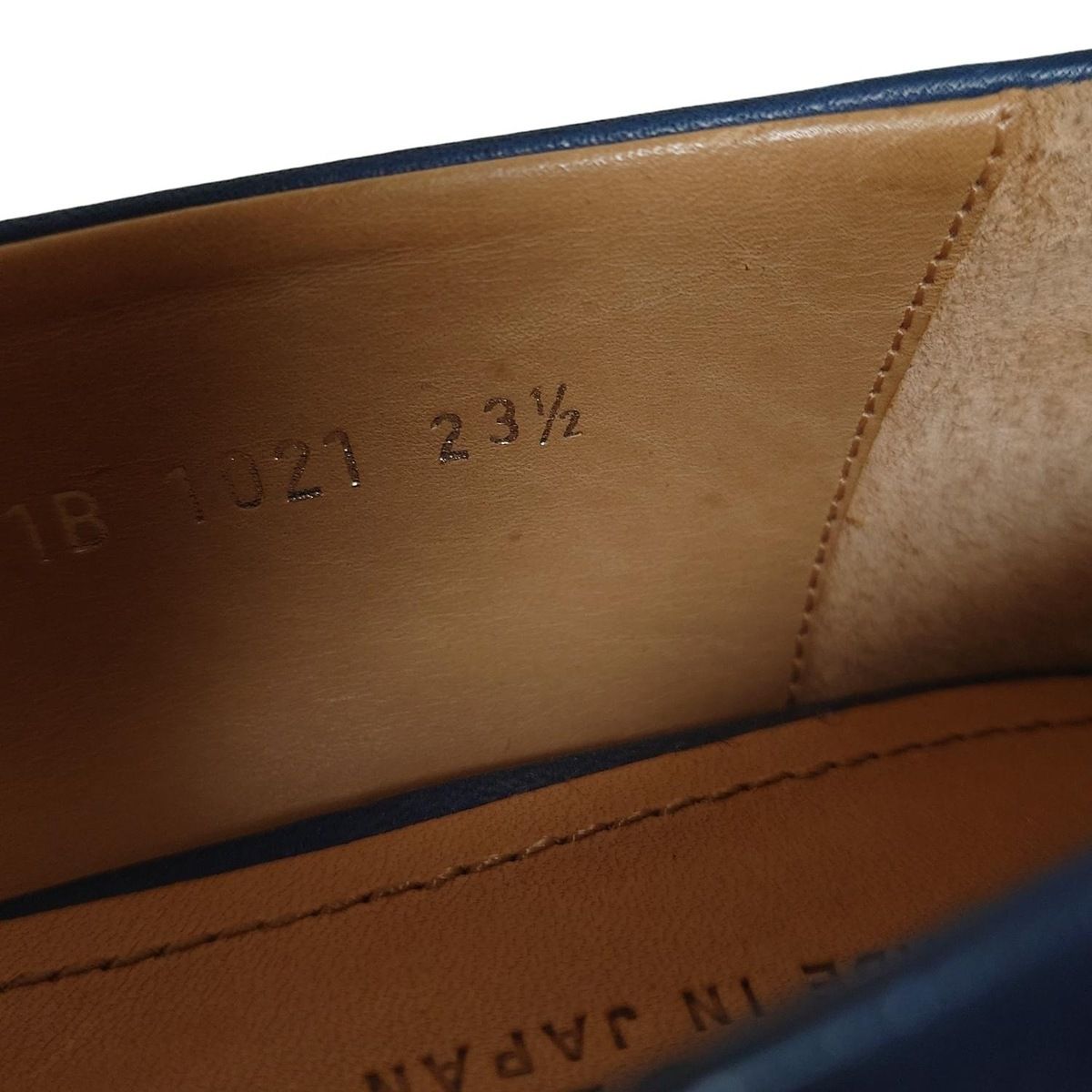 - ダークネイビー