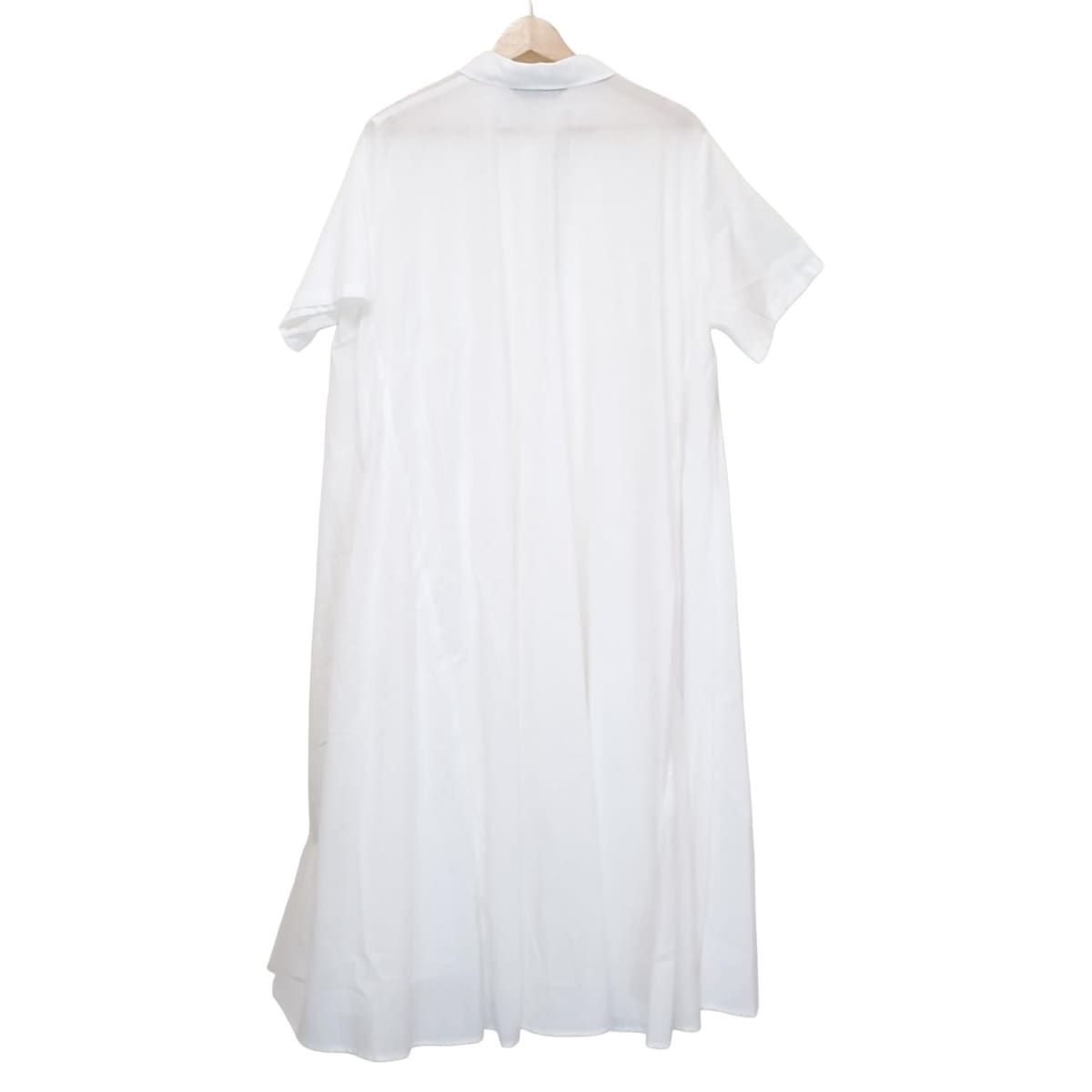 mizuiro ind ミズイロインド ワンピース レディース - 白 レギュラー 半袖 ロング シャツワンピ