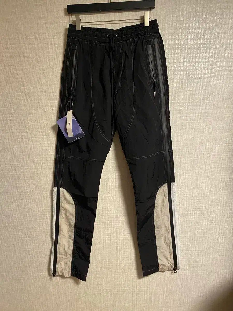 FAR ブルーアーカイブ ブルアカ ブラック トラック パンツ