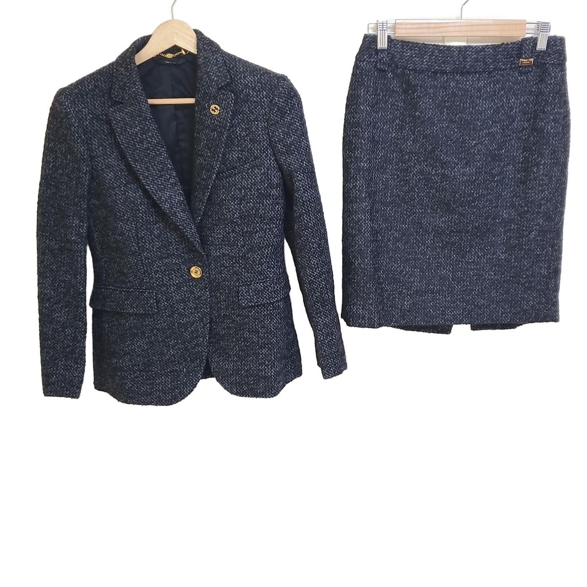 GUCCI グッチ スカートスーツ レディース - 262135 262134 黒×ダークグレー