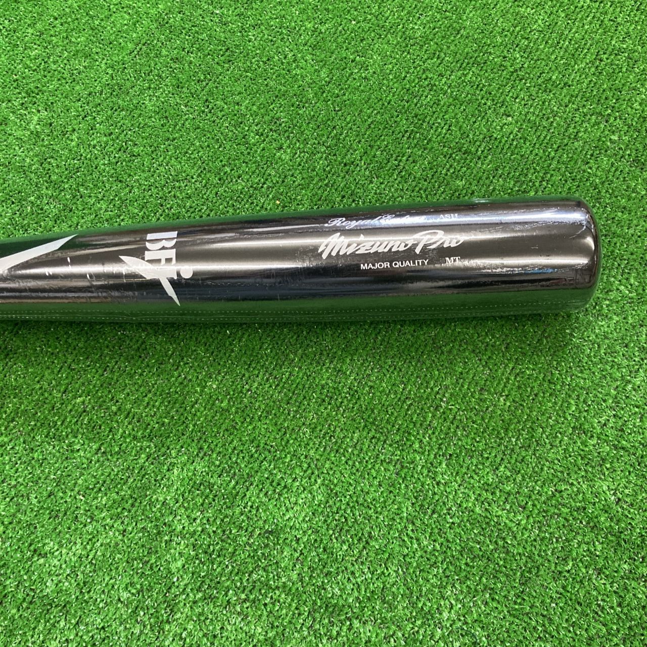 ミズノ 硬式用木製バット 鈴木誠也型 ホワイトアッシュ 84 cm 880 g