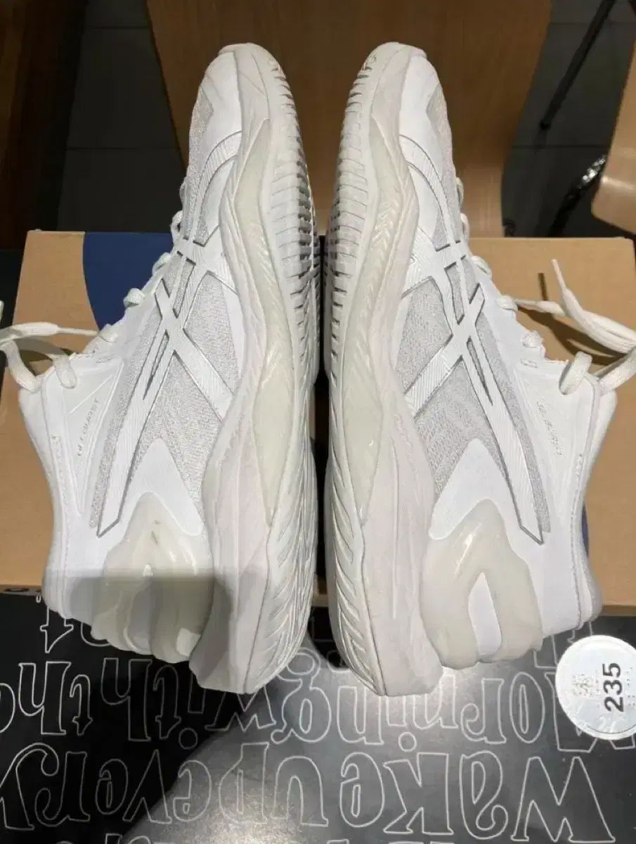  アシックス ゲルバースト27 270 シューズ(男性用) バスケットボール